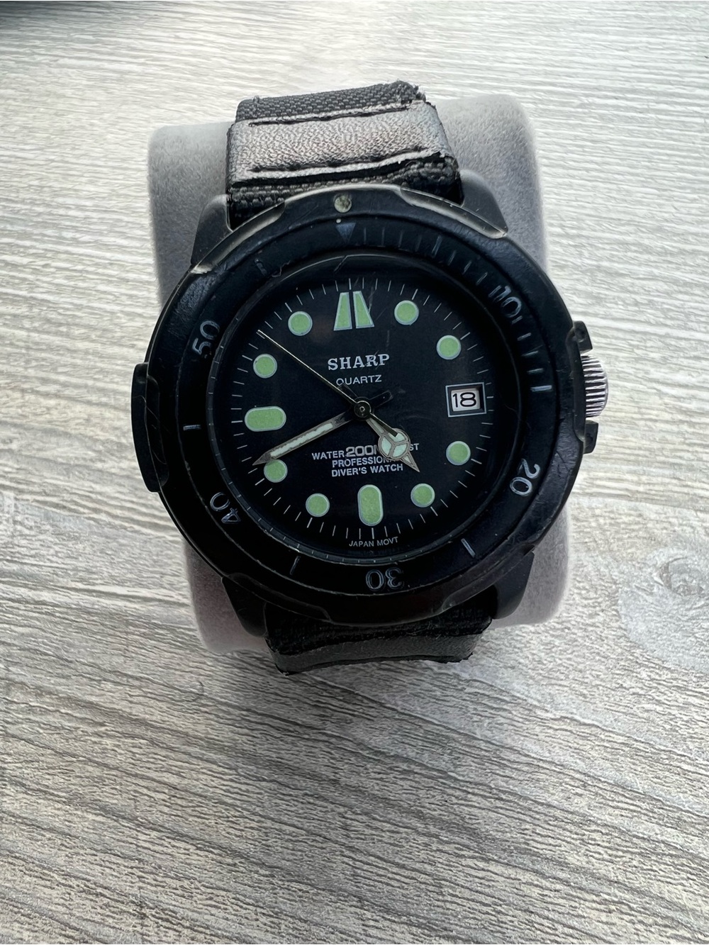 Vintage Sharp Proffessional Divers watch Mens